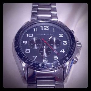 (Sold) Micheal Kors MK-8245